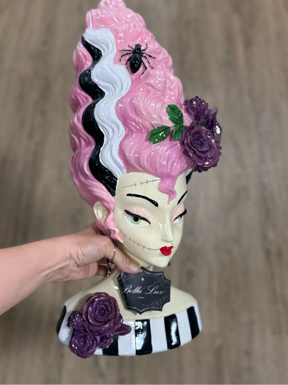 Halloween Pink Bride of Frankenstein Retro Beauty Statue Bust Decor 18x8